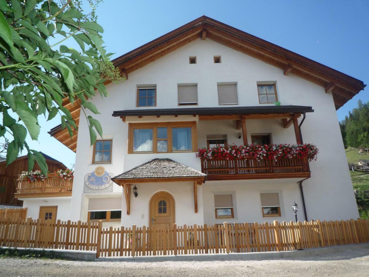 Sumaela Apartments La Valle Buitenkant foto